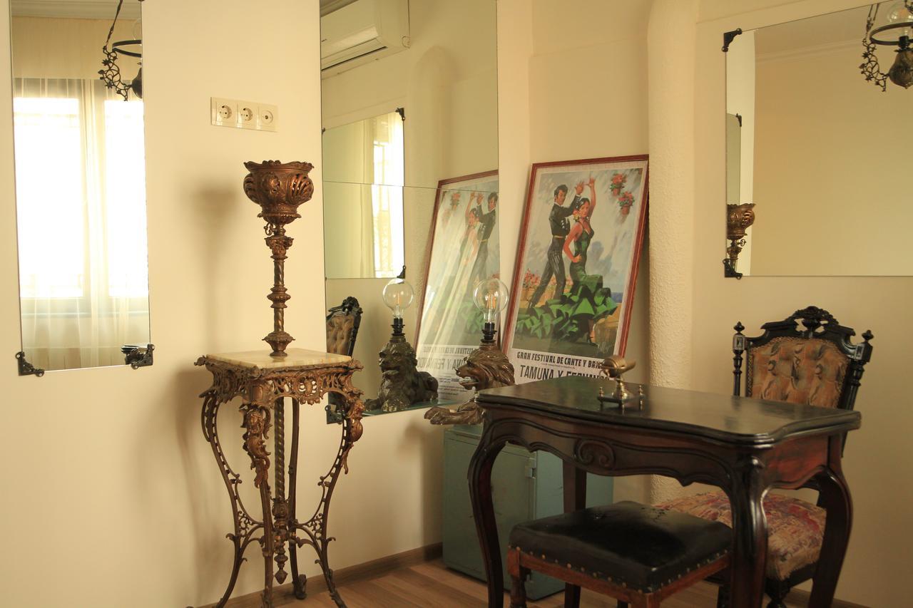 Home 12 Tbilisi Bagian luar foto